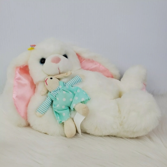 TB Trading | Toys | Vintage Tb Trading Dandee White Laying Bunny Rabbit ...